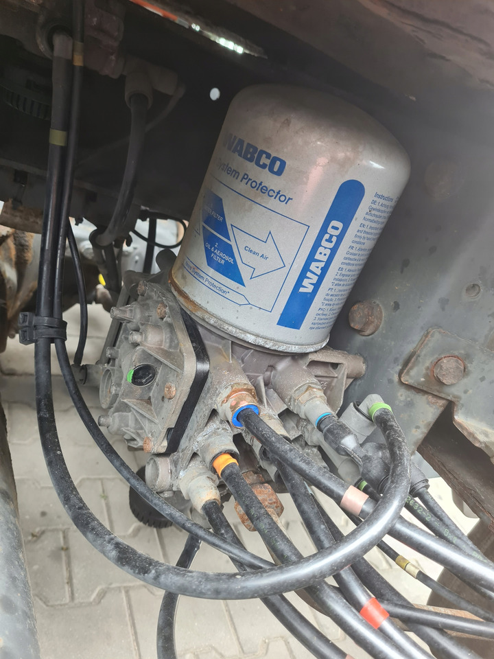 KNORR-BREMSE ZAWÓR OSUSZACZA APM EL1100 RENAULT PREMIUM MAGNUM LANDER KERAX MIDLUM DXI - Pièces de frein pour Camion: photos 1 KNORR-BREMSE ZAWÓR OSUSZACZA APM EL1100 RENAULT PREMIUM MAGNUM LANDER KERAX MIDLUM DXI - Pièces de frein pour Camion: photos 1