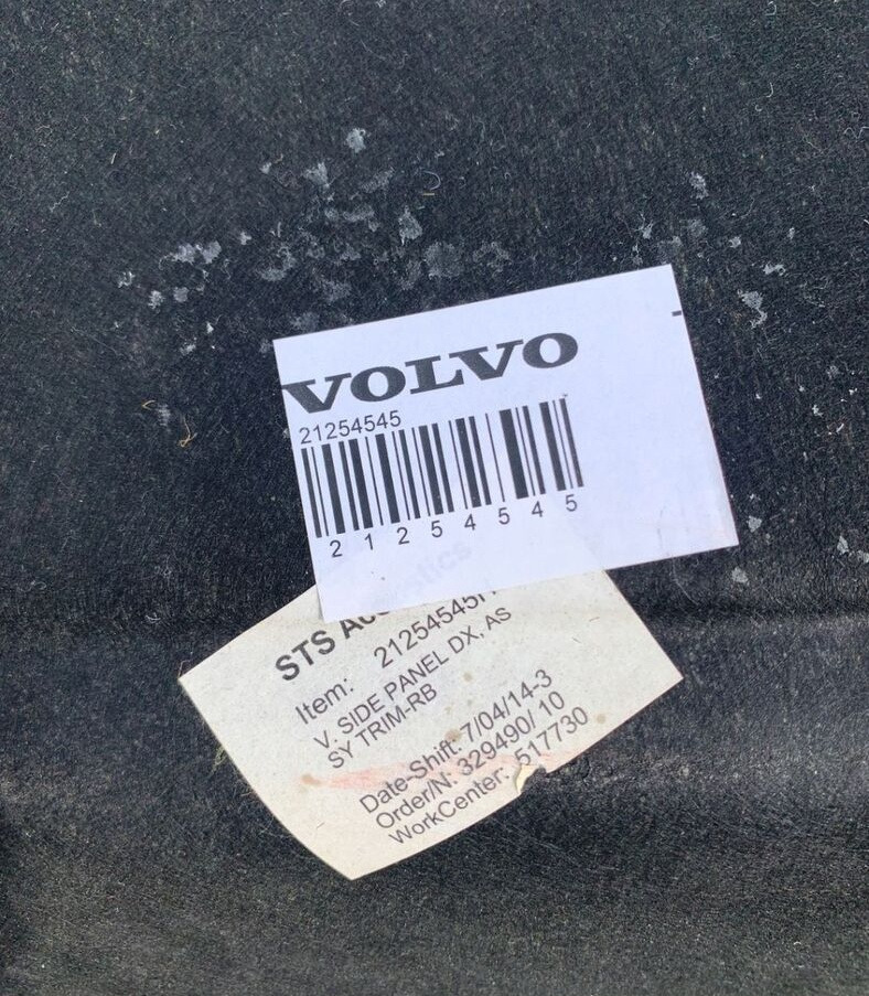 OEM TAPICERKA KOMPLET TAPICEREK KABINY VOLVO FH 4 - Carrosserie et extérieur pour Camion: photos 5 OEM TAPICERKA KOMPLET TAPICEREK KABINY VOLVO FH 4 - Carrosserie et extérieur pour Camion: photos 5