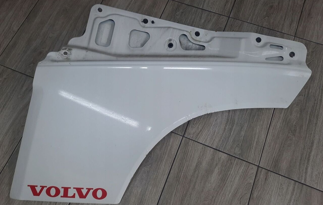 ORYGINALNE PRZEDŁUŻENIE DRZWI LEWE 82107271 Volvo FH 4 - Carrosserie et extérieur pour Camion: photos 5 ORYGINALNE PRZEDŁUŻENIE DRZWI LEWE 82107271 Volvo FH 4 - Carrosserie et extérieur pour Camion: photos 5