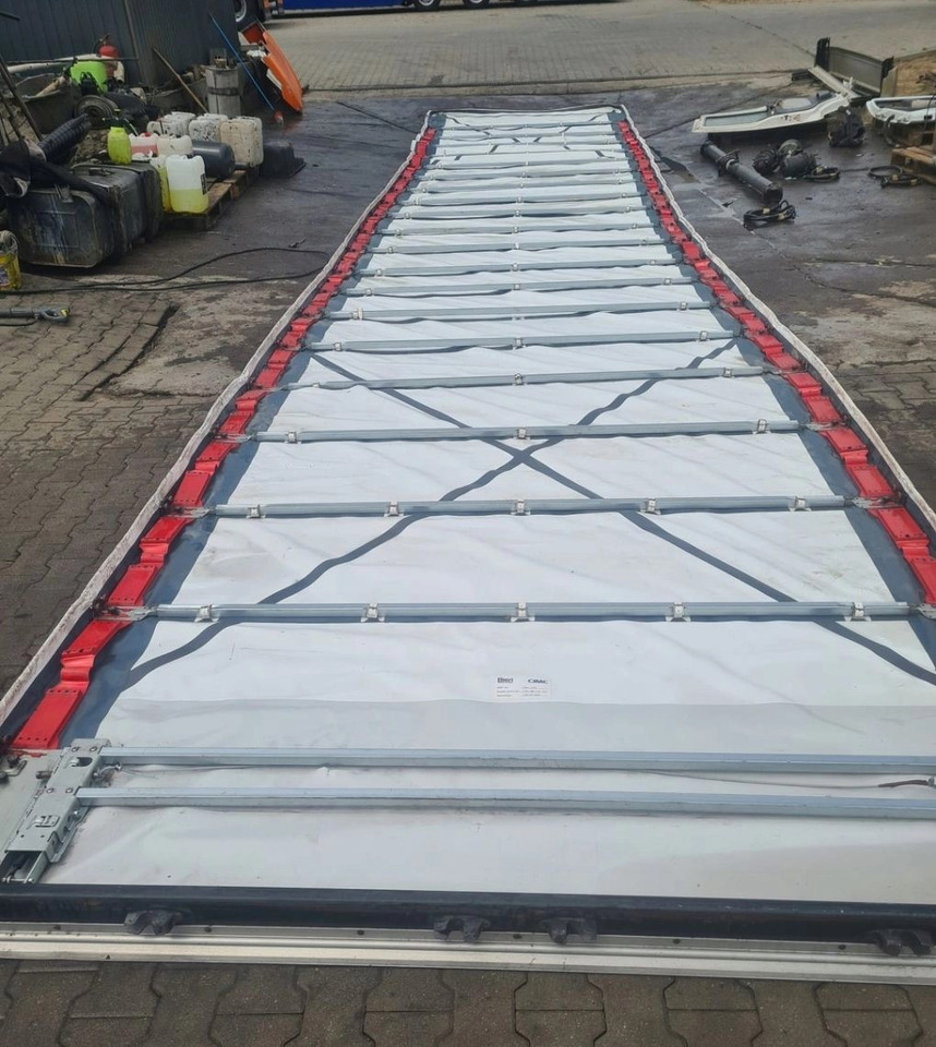 PLANDEKA DACH KOMPLETNY NACZEPA WIELTON KRONE SCHMITZ VERSUS - Carrosserie et extérieur: photos 2 PLANDEKA DACH KOMPLETNY NACZEPA WIELTON KRONE SCHMITZ VERSUS - Carrosserie et extérieur: photos 2