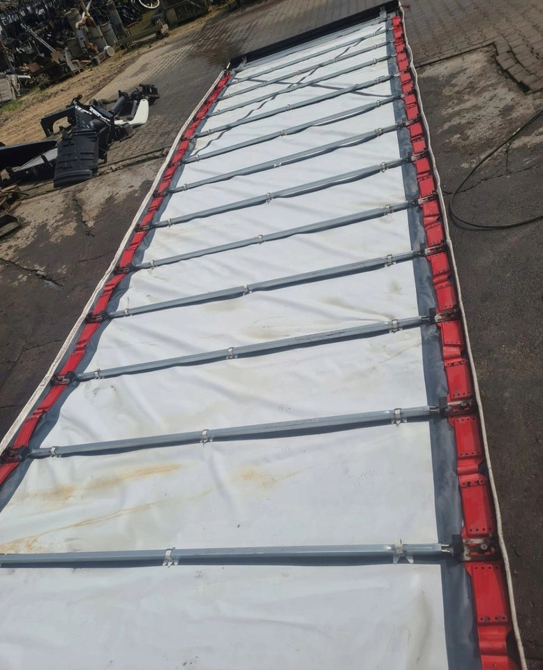 PLANDEKA DACH KOMPLETNY NACZEPA WIELTON KRONE SCHMITZ VERSUS - Carrosserie et extérieur: photos 4 PLANDEKA DACH KOMPLETNY NACZEPA WIELTON KRONE SCHMITZ VERSUS - Carrosserie et extérieur: photos 4