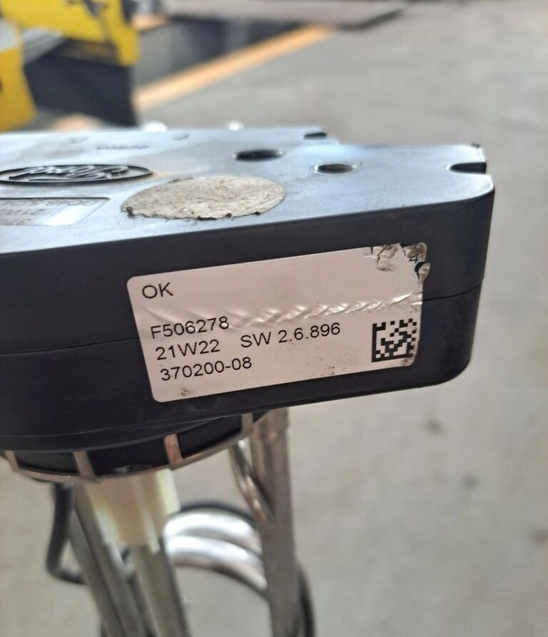 SMOK ADBLUE AD BLUE FORD F-MAX CARGO GC465j241BA 370200 21W23 Ford F-MAX CARGO - Système d'échappement pour Camion: photos 4 SMOK ADBLUE AD BLUE FORD F-MAX CARGO GC465j241BA 370200 21W23 Ford F-MAX CARGO - Système d'échappement pour Camion: photos 4