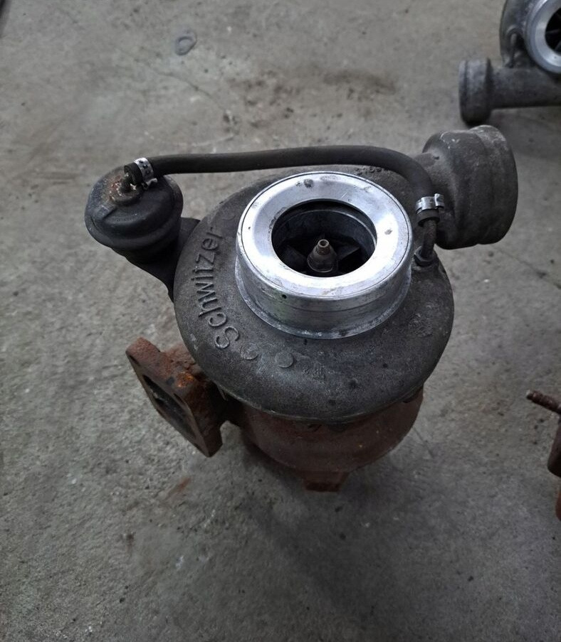 Schwitzer 316952 Renault MIDLUM DXI 7 - Turbocompresseur pour Camion: photos 5 Schwitzer 316952 Renault MIDLUM DXI 7 - Turbocompresseur pour Camion: photos 5