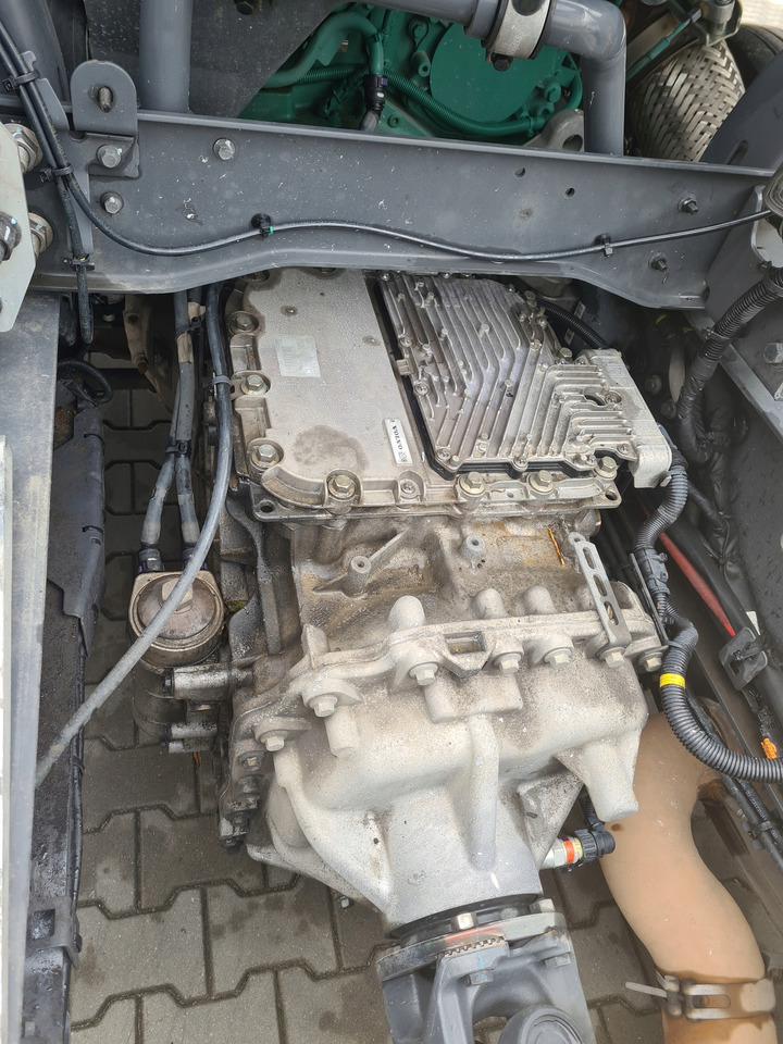 VOLVO SKRZYNIA BIEGÓW I-SHIFT RENAULT GAMA T EVO VOLVO FH 4 FH 5 AT2612 TRAG-G - Boîte de vitesse pour Camion: photos 1 VOLVO SKRZYNIA BIEGÓW I-SHIFT RENAULT GAMA T EVO VOLVO FH 4 FH 5 AT2612 TRAG-G - Boîte de vitesse pour Camion: photos 1