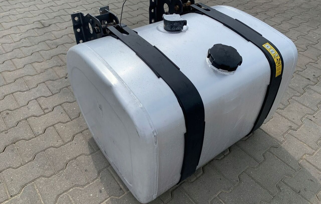 VOLVO ZBIORNIK PALIWA RENAULT GAMA D T VOLVO FH FM FL FE FMX LOW DECK 82x69x56 - Réservoir de carburant pour Camion: photos 1 VOLVO ZBIORNIK PALIWA RENAULT GAMA D T VOLVO FH FM FL FE FMX LOW DECK 82x69x56 - Réservoir de carburant pour Camion: photos 1
