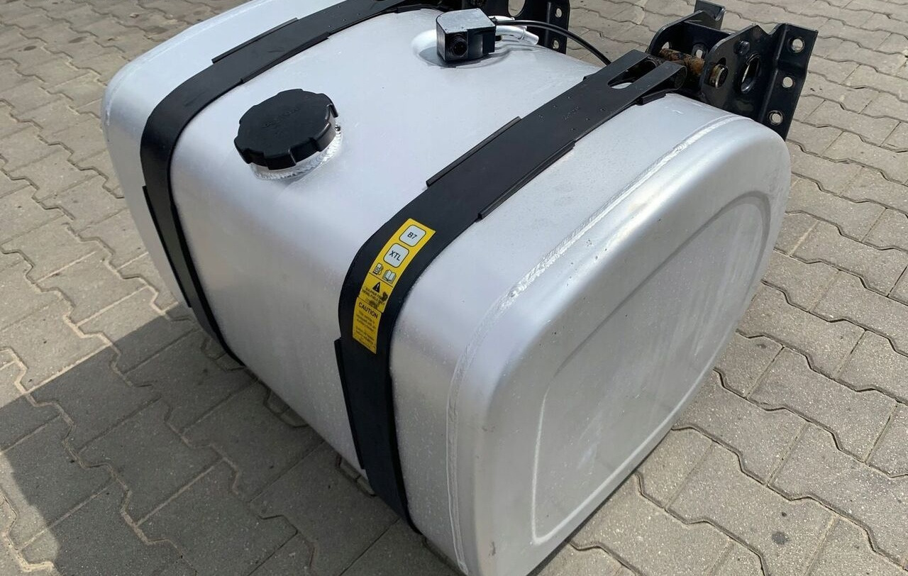 VOLVO ZBIORNIK PALIWA RENAULT GAMA D T VOLVO FH FM FL FE FMX LOW DECK 82x69x56 - Réservoir de carburant pour Camion: photos 4 VOLVO ZBIORNIK PALIWA RENAULT GAMA D T VOLVO FH FM FL FE FMX LOW DECK 82x69x56 - Réservoir de carburant pour Camion: photos 4