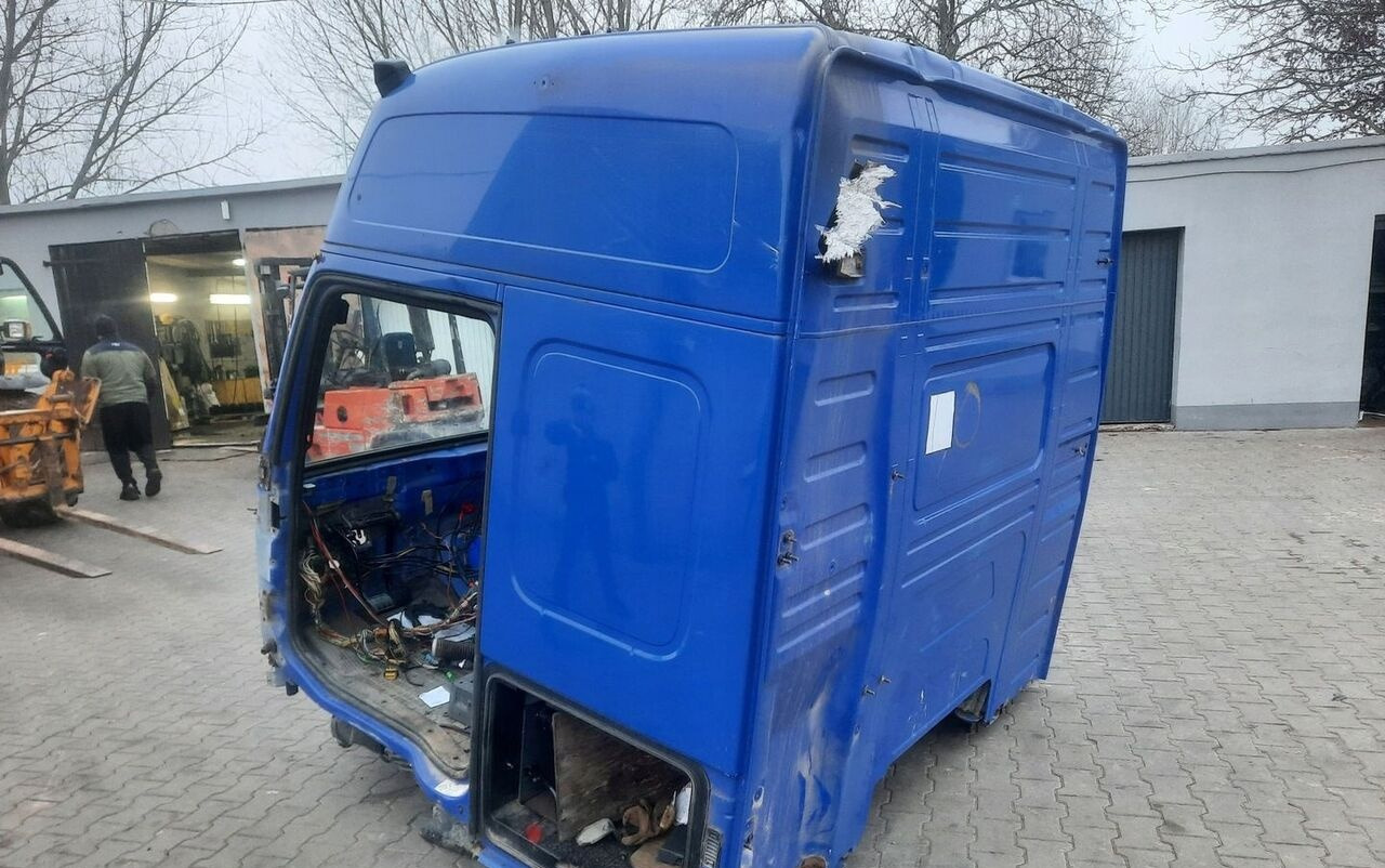 Volvo FH 12 13 - Cabine pour Camion: photos 2 Volvo FH 12 13 - Cabine pour Camion: photos 2