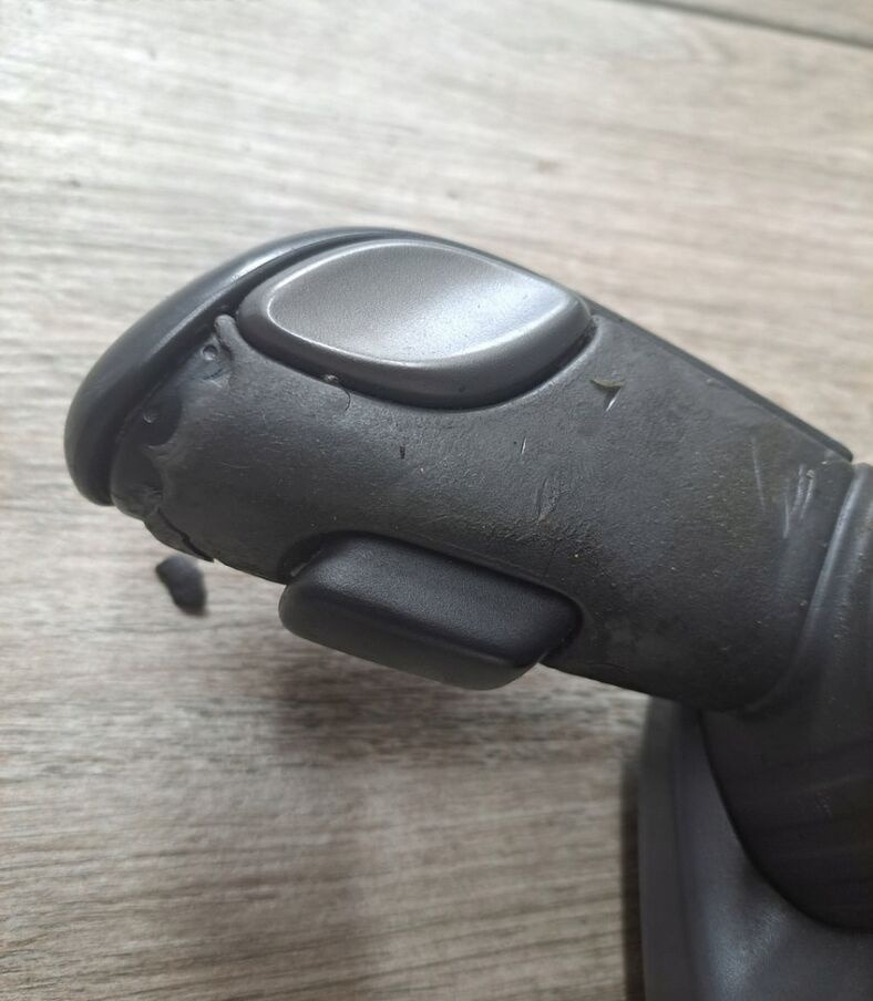 Volvo JOYSTICK BIEGÓW GAŁKA LEWAREK VOLVO FH FM 9 13 21073025 - Levier de vitesse pour Camion: photos 5 Volvo JOYSTICK BIEGÓW GAŁKA LEWAREK VOLVO FH FM 9 13 21073025 - Levier de vitesse pour Camion: photos 5