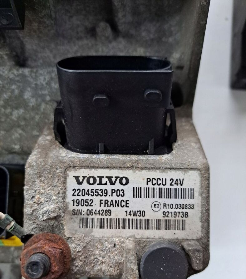 Volvo STEROWNIK KLIMATYZACJI POSTOJOWEJ VOLVO FH 4 FM 4 22045539.P03 - Chronotachygraphe pour Camion: photos 3 Volvo STEROWNIK KLIMATYZACJI POSTOJOWEJ VOLVO FH 4 FM 4 22045539.P03 - Chronotachygraphe pour Camion: photos 3