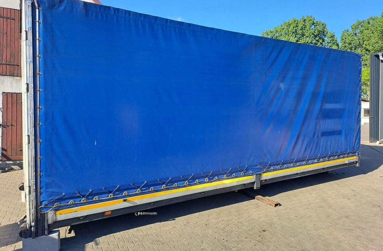 ZABUDOWA PAKA PLANDEKA DACH SUWANY 7.30x2.48x2.70 Renault - Carrosserie bâchee pour Camion: photos 5 ZABUDOWA PAKA PLANDEKA DACH SUWANY 7.30x2.48x2.70 Renault - Carrosserie bâchee pour Camion: photos 5