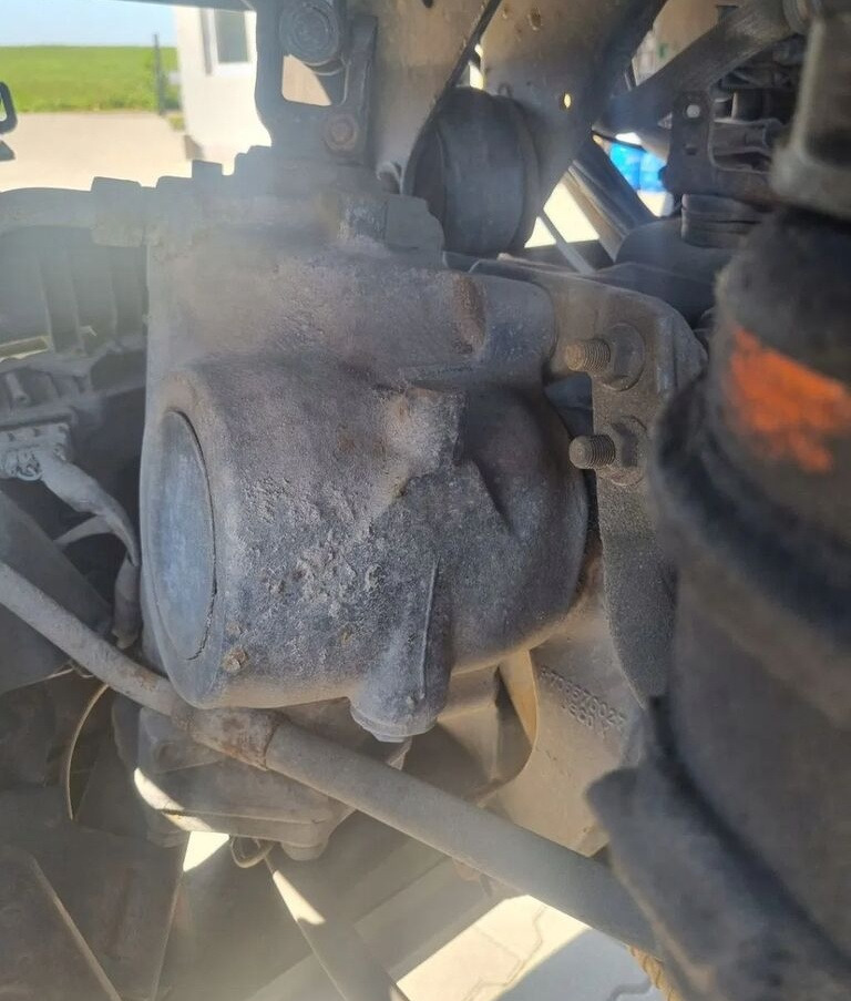 ZF KOLUMNA PRZEKŁADNIA KIEROWNICZA RENAULT MIDLUM DXI VOLVO FL R 22.5 - Boîtier de direction pour Camion: photos 1 ZF KOLUMNA PRZEKŁADNIA KIEROWNICZA RENAULT MIDLUM DXI VOLVO FL R 22.5 - Boîtier de direction pour Camion: photos 1