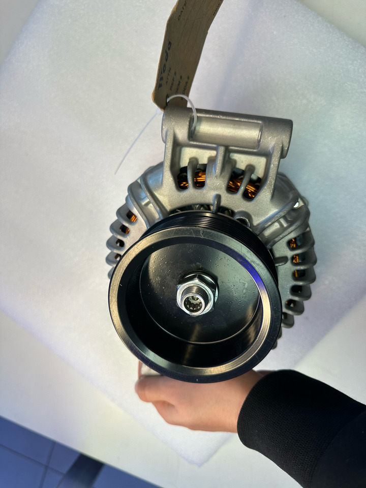 Woda Mercedes-Benz - Alternateur pour Véhicule utilitaire: photos 3 Woda Mercedes-Benz - Alternateur pour Véhicule utilitaire: photos 3