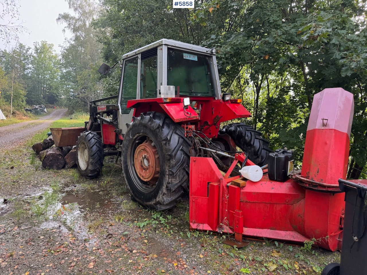 Tracteur agricole 1983 Massey Ferguson 690 with front loader: photos 8