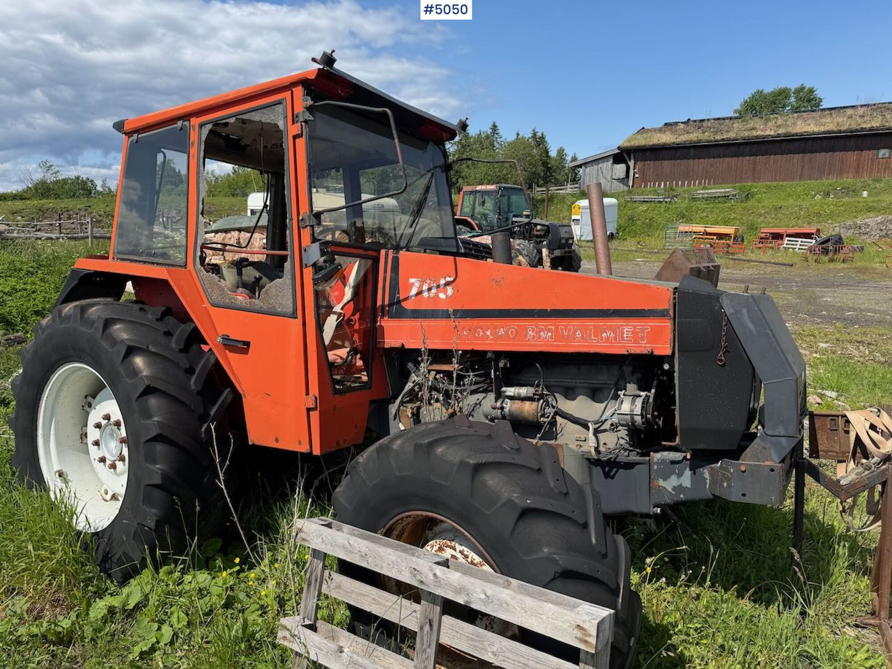 1985 Valmet 705 Turbo rep. Object - Tracteur agricole: photos 4 1985 Valmet 705 Turbo rep. Object - Tracteur agricole: photos 4