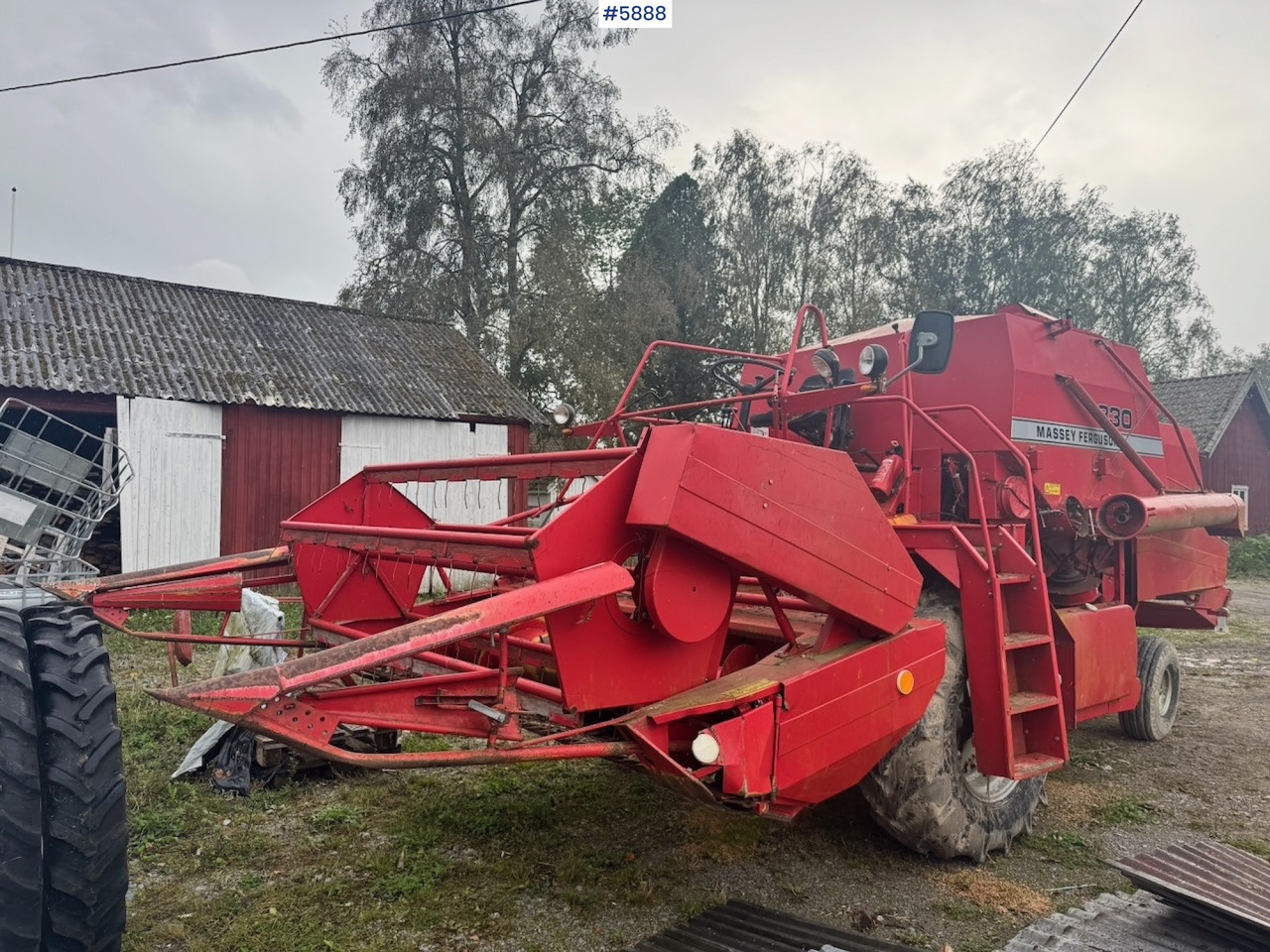 1986 Massey Ferguson 330 combine harvester - Moissonneuse-batteuse: photos 4 1986 Massey Ferguson 330 combine harvester - Moissonneuse-batteuse: photos 4