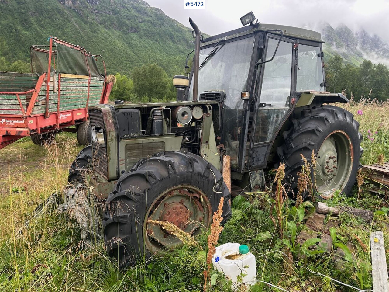 1988 Massey-Ferguson 375 tractor w/ front loader, earthmoving bucket and snow bucket. - Tracteur agricole: photos 1 1988 Massey-Ferguson 375 tractor w/ front loader, earthmoving bucket and snow bucket. - Tracteur agricole: photos 1
