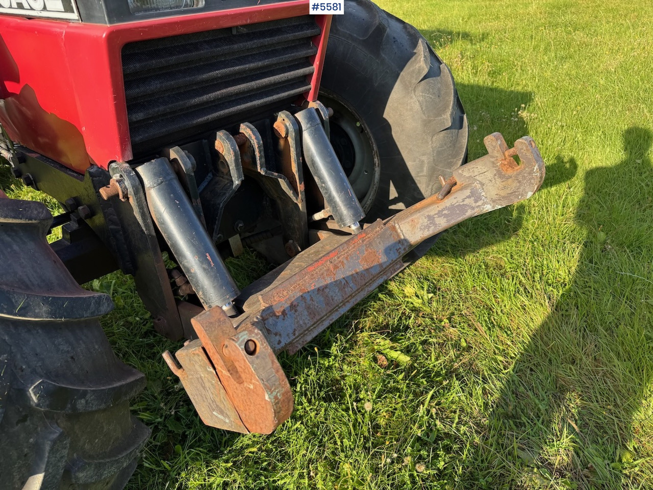 Tracteur agricole 1992 Case IH 845 XL w/ front hydraulics: photos 13