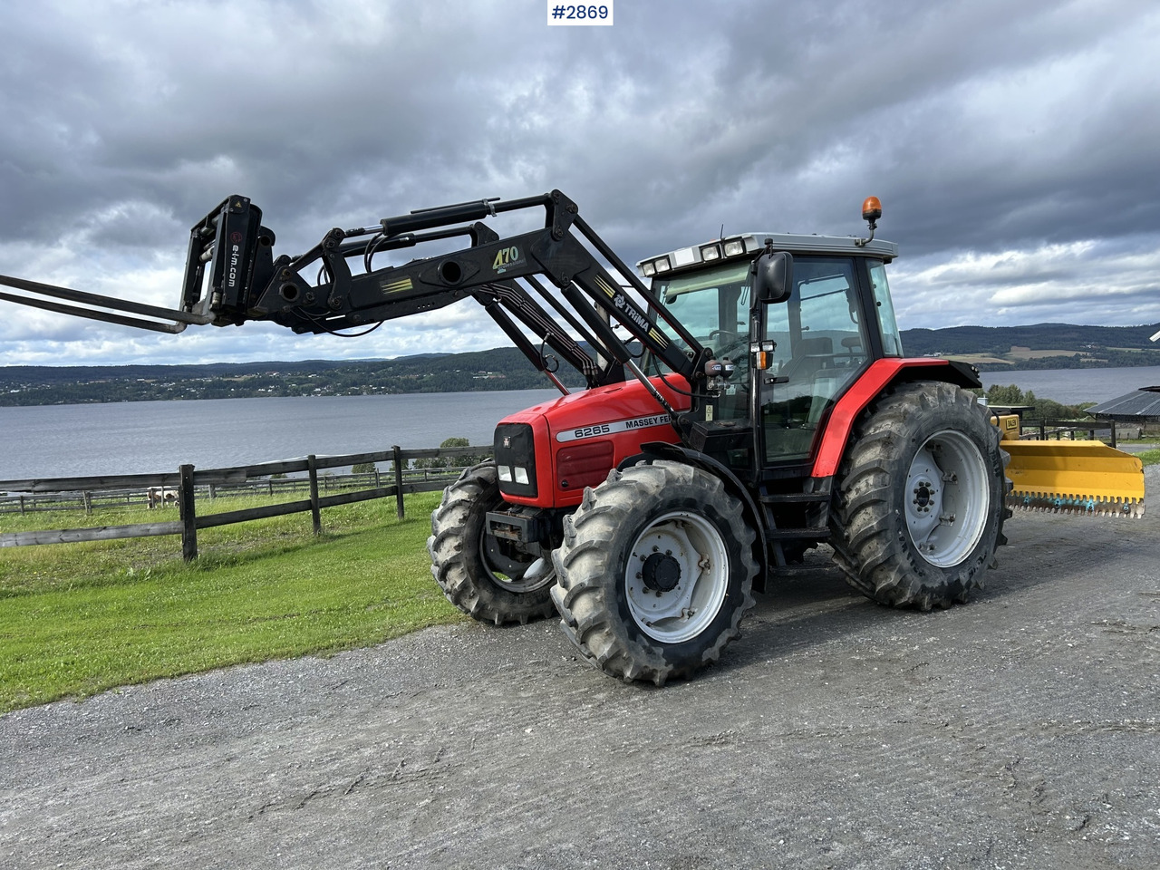 1999 Massey Ferguson 6265 w/ trima 420 front loader - Tracteur agricole: photos 2 1999 Massey Ferguson 6265 w/ trima 420 front loader - Tracteur agricole: photos 2