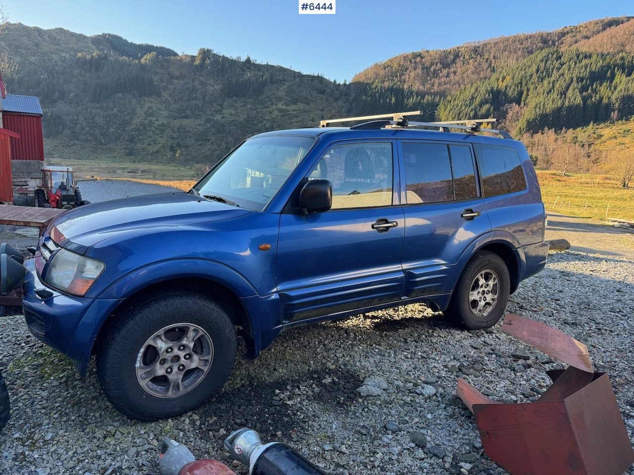 2000 Mitsubishi Pajero GLX with 7 seats - Voiture: photos 1 2000 Mitsubishi Pajero GLX with 7 seats - Voiture: photos 1