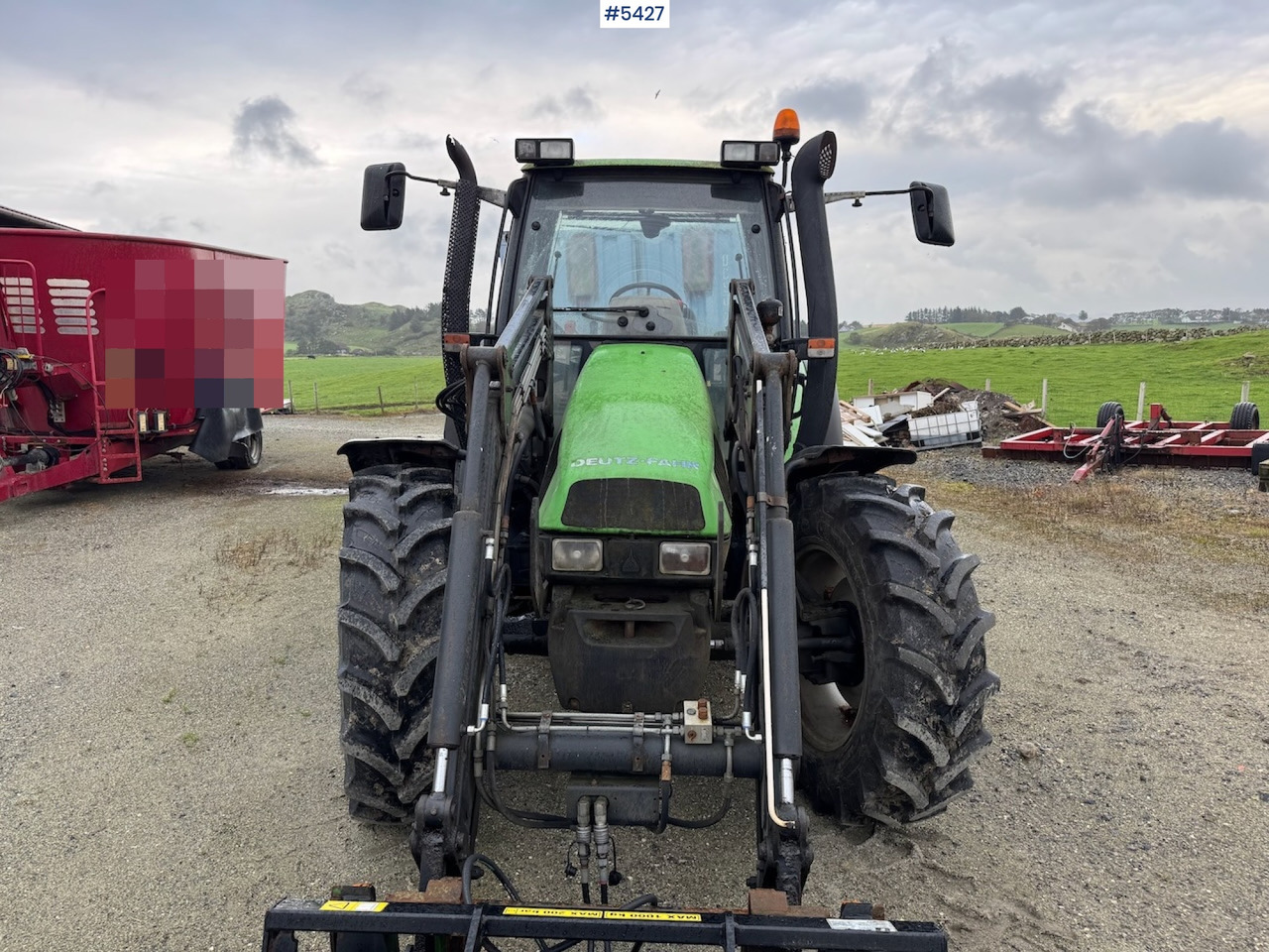 2001 Deutz Fahr Agrotron 90 w/front loader. - Tracteur agricole: photos 3 2001 Deutz Fahr Agrotron 90 w/front loader. - Tracteur agricole: photos 3