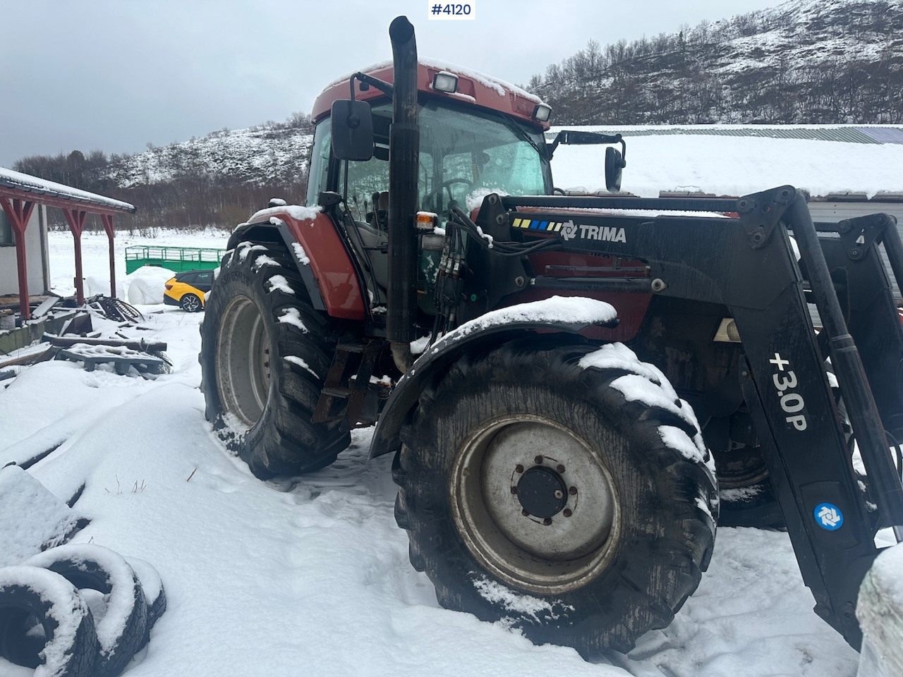 2002 CASE MX 135 MAXXUM 4x4 tractor with front loader. - Tracteur agricole: photos 4 2002 CASE MX 135 MAXXUM 4x4 tractor with front loader. - Tracteur agricole: photos 4