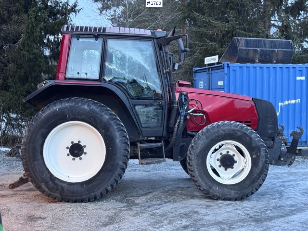 Tracteur agricole 2002 Valtra 6850 Tractor with front hydraulics! See video.: photos 9 Tracteur agricole 2002 Valtra 6850 Tractor with front hydraulics! See video.: photos 9