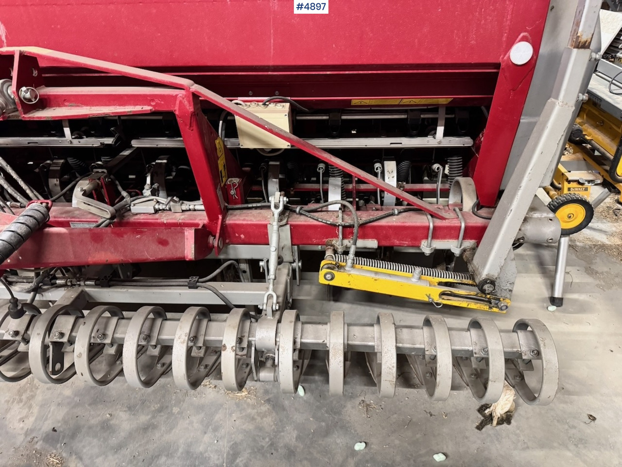 2009 Kongskilde Combiseed HT3000S Seeder. - Combiné de semis: photos 4 2009 Kongskilde Combiseed HT3000S Seeder. - Combiné de semis: photos 4