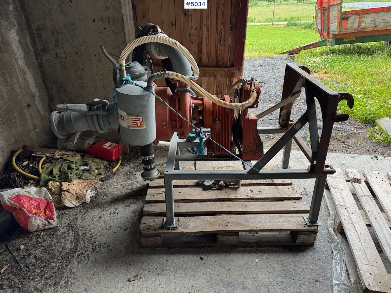 2010 Doda Fertilizer Pump - Epandeurs: photos 1 2010 Doda Fertilizer Pump - Epandeurs: photos 1