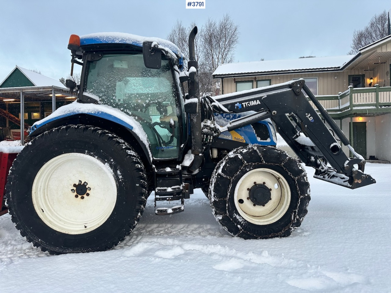 2010 New Holland T6040 4x4 plow rigged tractor w/ Trima +3.0p front loader, brand new chains, snow bucket and Westbjørn snow blower. WATCH VIDEO. - Tracteur agricole: photos 3 2010 New Holland T6040 4x4 plow rigged tractor w/ Trima +3.0p front loader, brand new chains, snow bucket and Westbjørn snow blower. WATCH VIDEO. - Tracteur agricole: photos 3