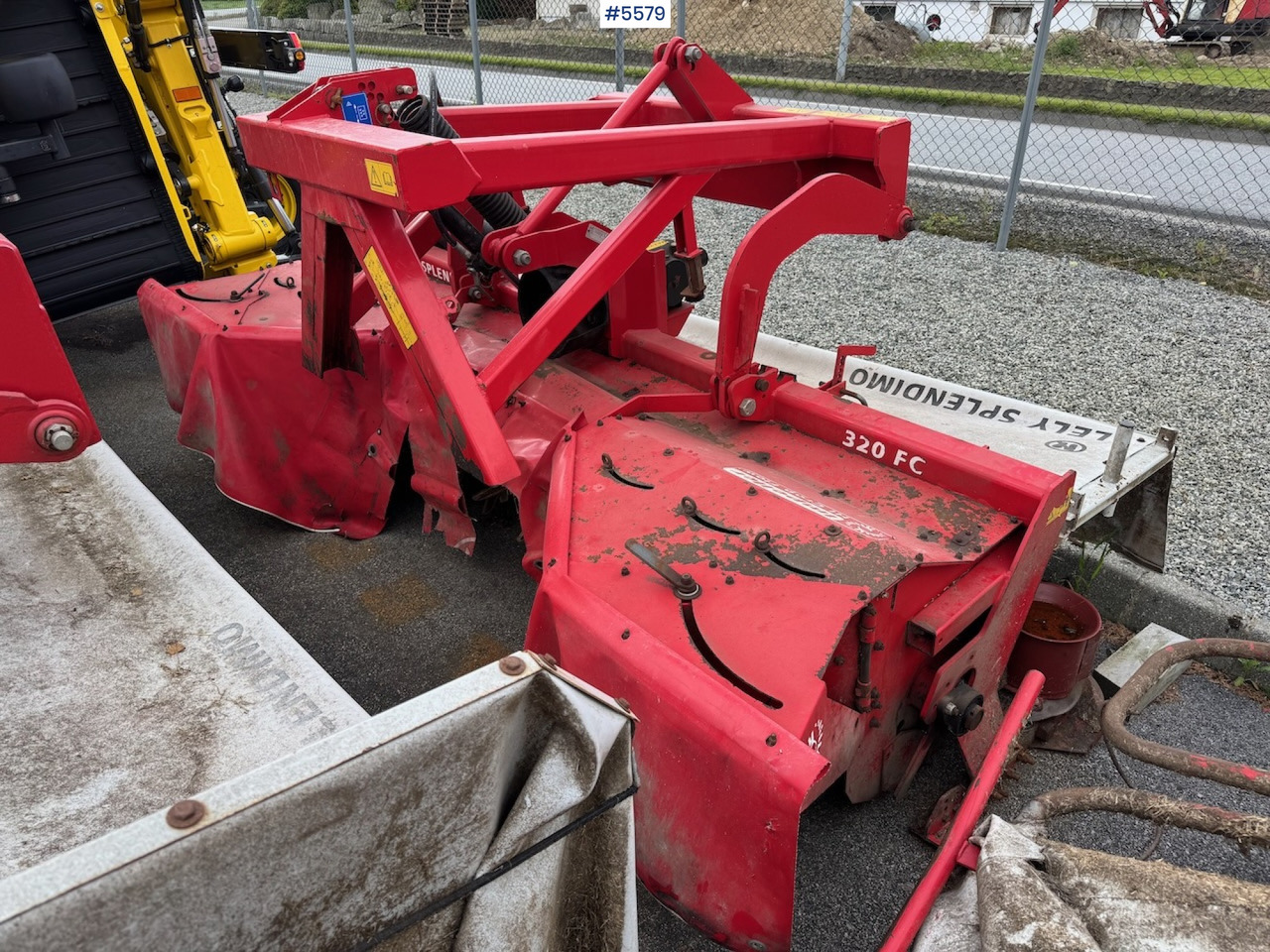 2011 Lely Splendimo 320 FC - Matériel de fenaison: photos 5 2011 Lely Splendimo 320 FC - Matériel de fenaison: photos 5