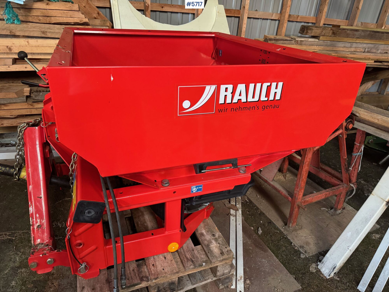 2015 RAUCH MDS 12.1 Fertiliser Spreader - Distributeur d'engrais: photos 2 2015 RAUCH MDS 12.1 Fertiliser Spreader - Distributeur d'engrais: photos 2