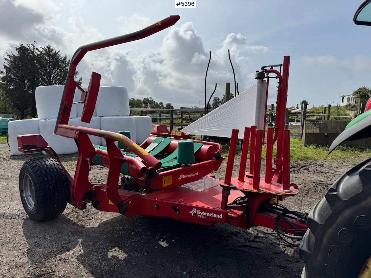 2016 Kverneland 7740 J round bale wrapper - Matériel de fenaison: photos 4 2016 Kverneland 7740 J round bale wrapper - Matériel de fenaison: photos 4