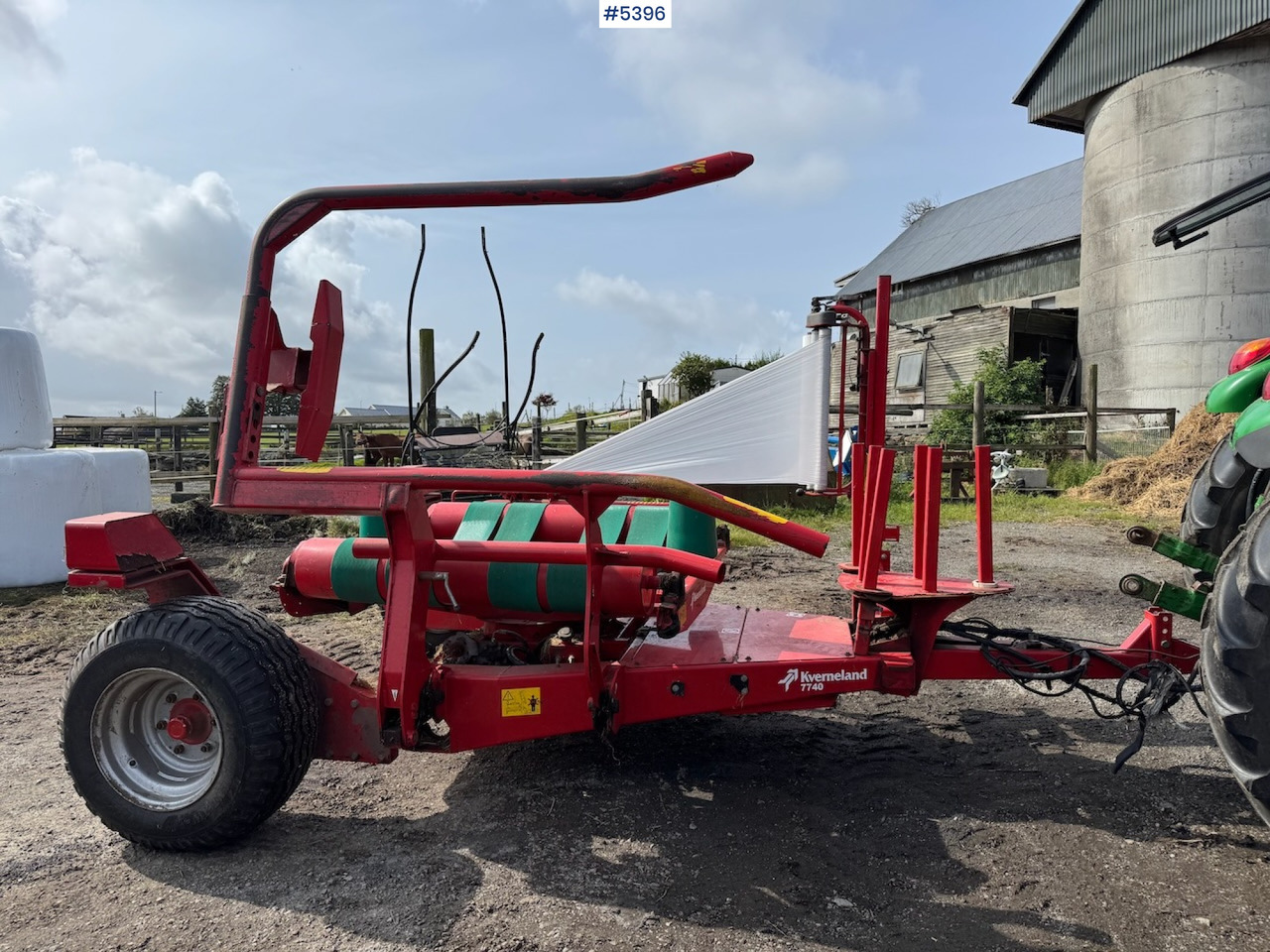 2016 Kverneland 7740 J round bale wrapper - Matériel de fenaison: photos 3 2016 Kverneland 7740 J round bale wrapper - Matériel de fenaison: photos 3