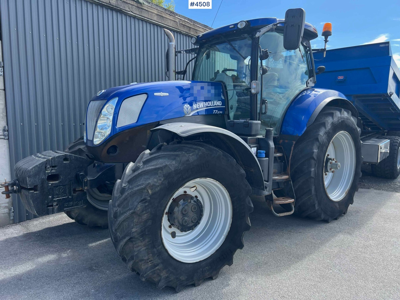 2016 New Holland T7.270 Tractor w/ 2021 Foss-Eik trailer - Tracteur agricole: photos 1 2016 New Holland T7.270 Tractor w/ 2021 Foss-Eik trailer - Tracteur agricole: photos 1