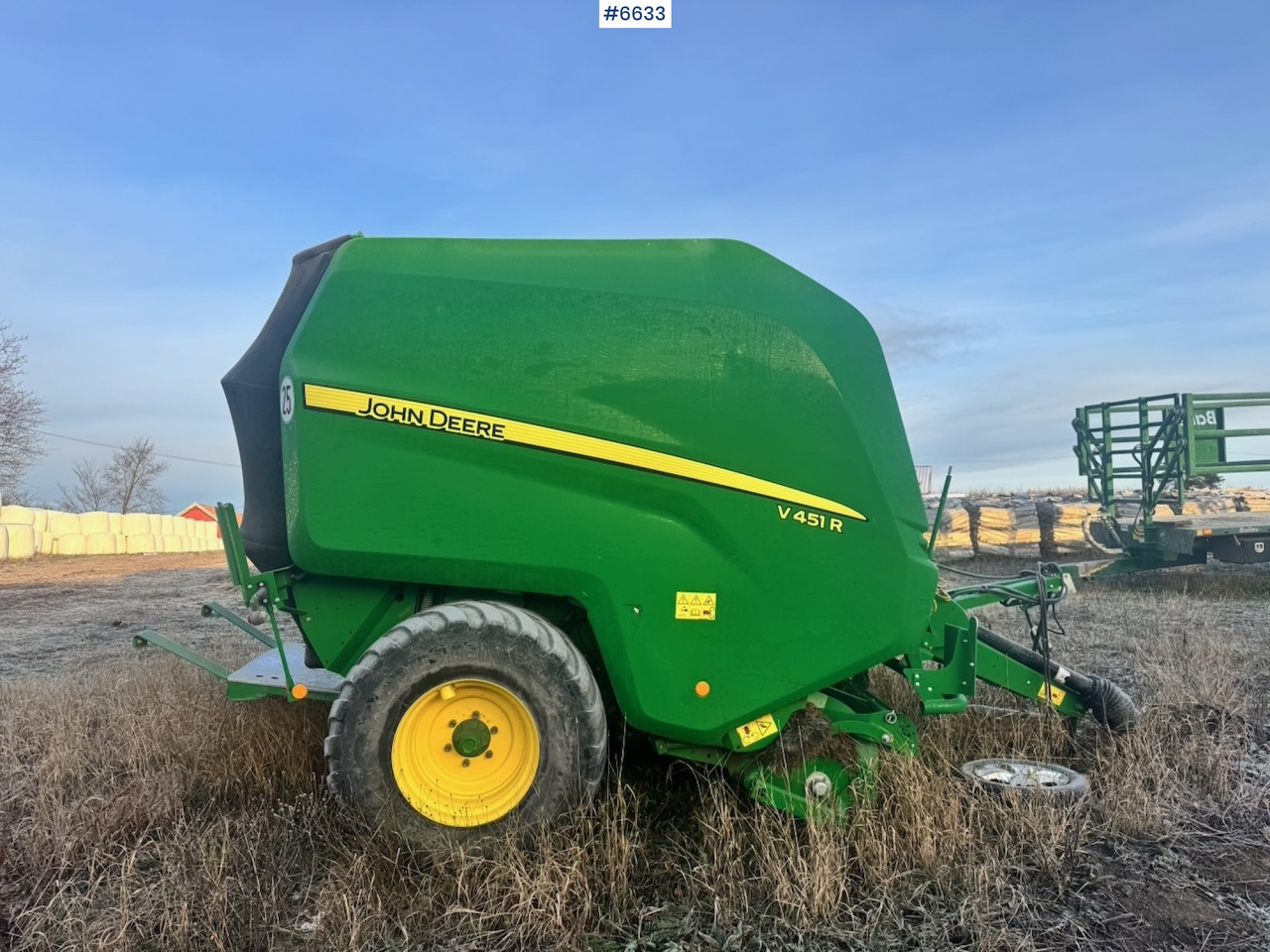 2018 John Deere V451R Round baler - Matériel de fenaison: photos 3 2018 John Deere V451R Round baler - Matériel de fenaison: photos 3