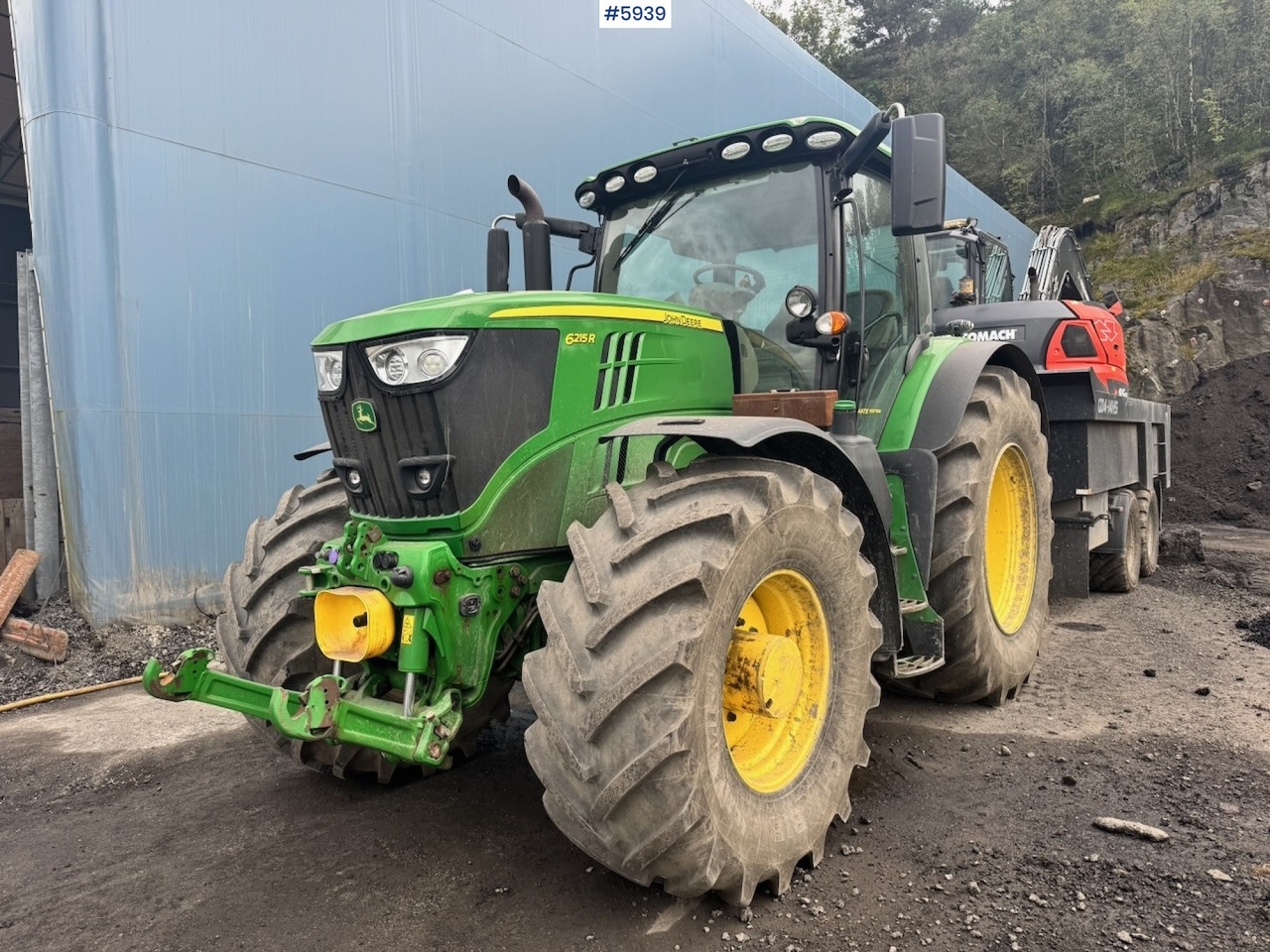 2020 John Deere 6215R w/ Front PTO and hydraulics. 2 sets of tires. - Tracteur agricole: photos 1 2020 John Deere 6215R w/ Front PTO and hydraulics. 2 sets of tires. - Tracteur agricole: photos 1
