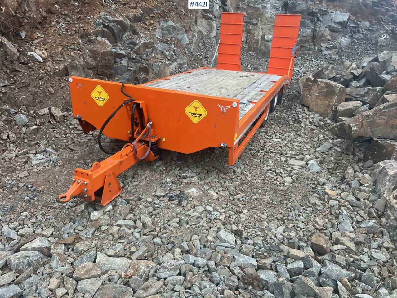 2022 Tyrone Trailers 2 axle machine trailer for tractor - Remorque porte-engin surbaissée: photos 2 2022 Tyrone Trailers 2 axle machine trailer for tractor - Remorque porte-engin surbaissée: photos 2