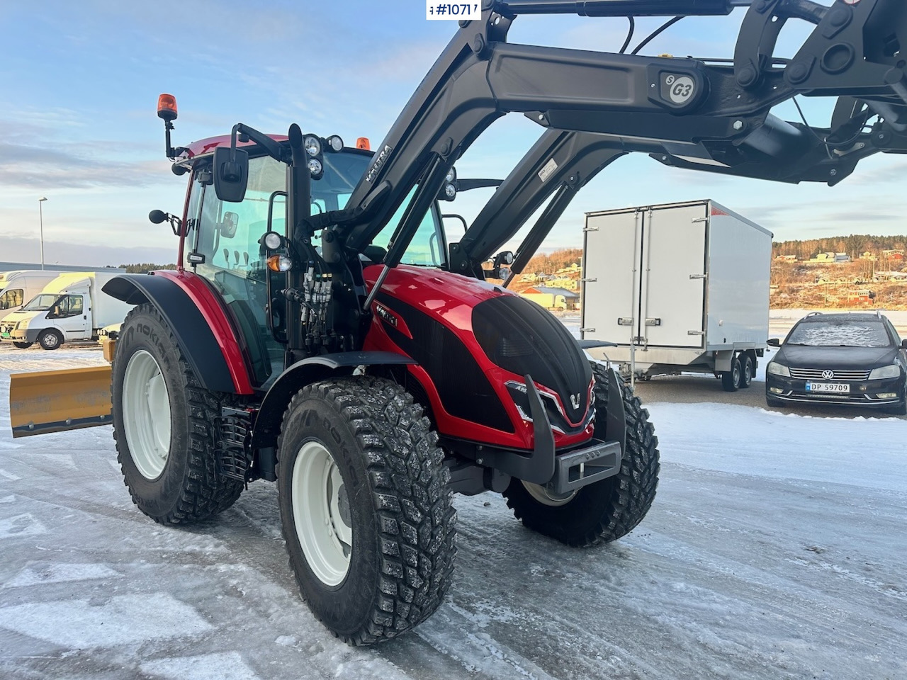 Tracteur agricole 2023 Valtra A95 4x4 Tractor w/ Front Loader, Plow and Back plow: photos 8