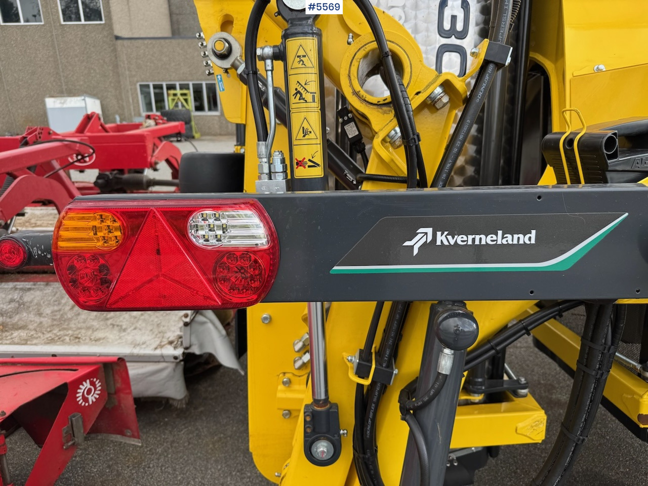 Matériel de fenaison 2025 Kverneland ROC Pickup Collector Rake: photos 17 Matériel de fenaison 2025 Kverneland ROC Pickup Collector Rake: photos 17