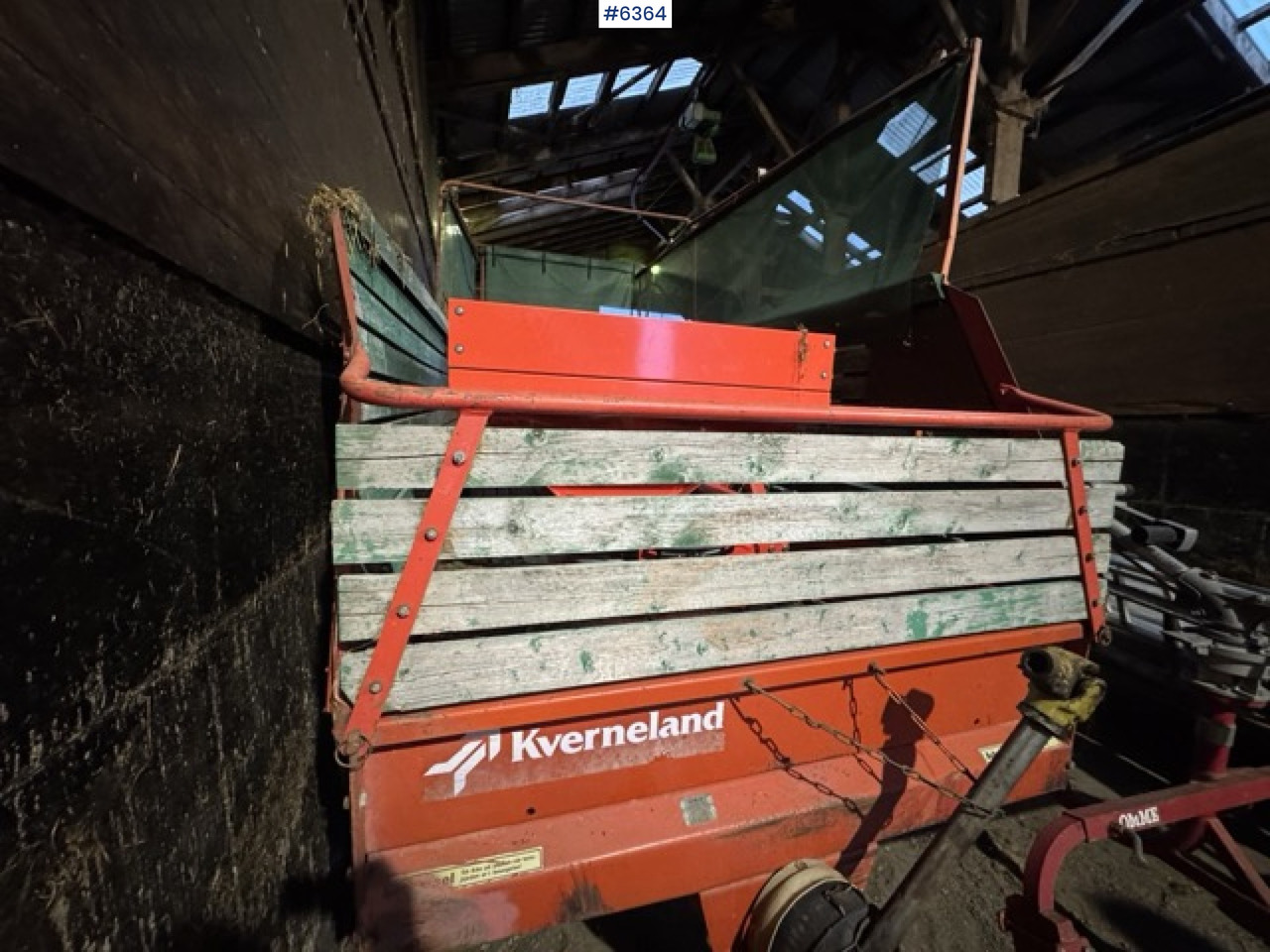 Approx. 1990 Kverneland UN7000 unloading wagon - Matériel de fenaison: photos 5 Approx. 1990 Kverneland UN7000 unloading wagon - Matériel de fenaison: photos 5