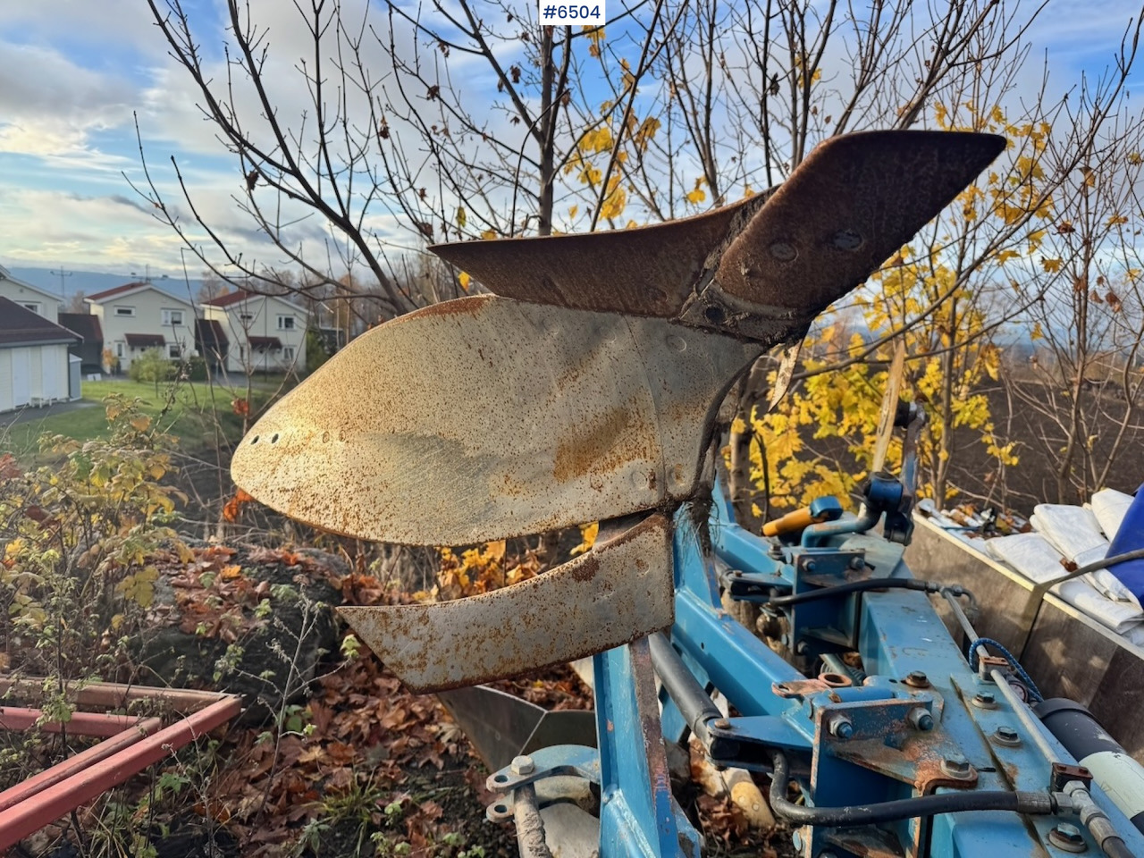 Approx. 1995 Øverum 3-furrow reversible plough - Outils du sol: photos 4 Approx. 1995 Øverum 3-furrow reversible plough - Outils du sol: photos 4