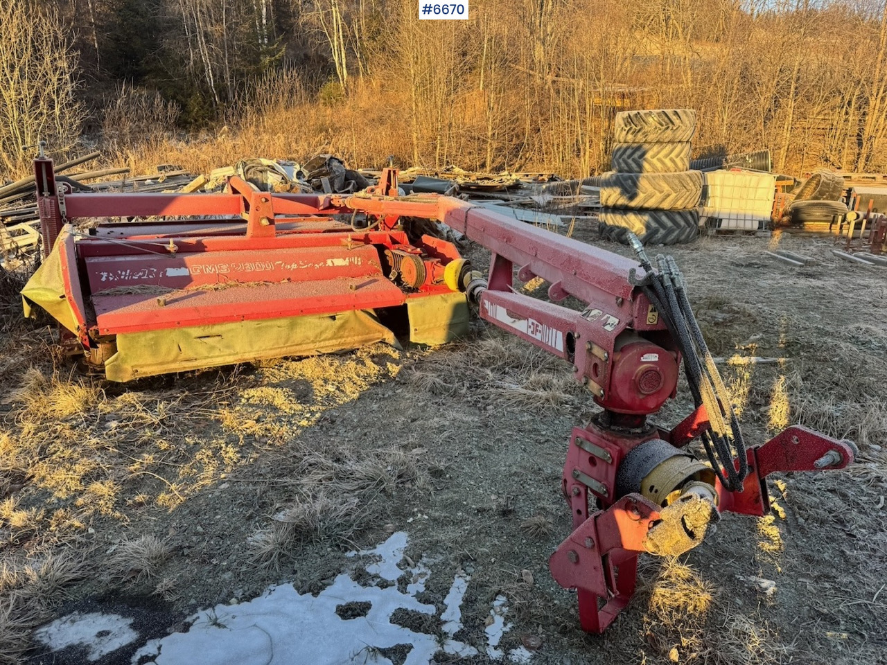 Circa 2003 JF CMS2800 mower. - Faucheuse: photos 1 Circa 2003 JF CMS2800 mower. - Faucheuse: photos 1