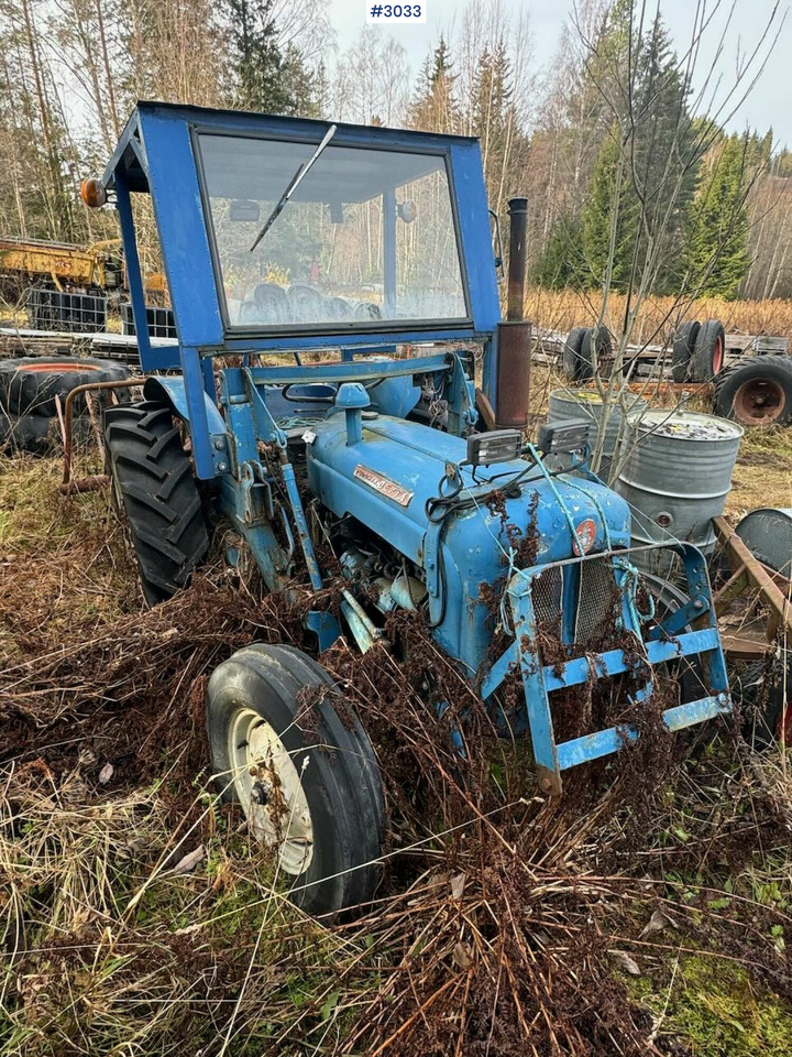Ford Dexta tractor. Rep object. - Tracteur agricole: photos 4 Ford Dexta tractor. Rep object. - Tracteur agricole: photos 4