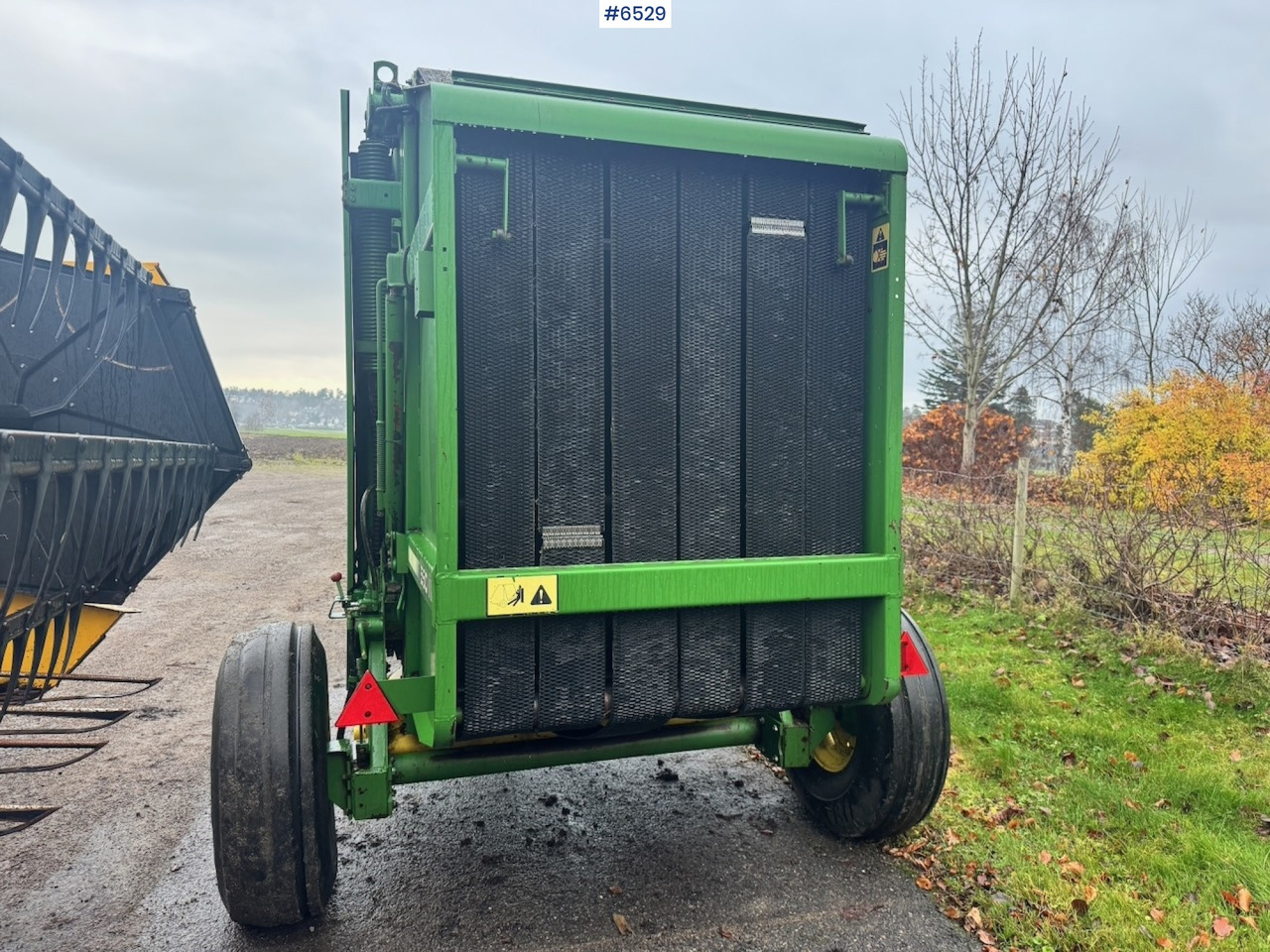 John Deere 550 Rundballepresse m/ Styreboks. - Matériel de fenaison: photos 4 John Deere 550 Rundballepresse m/ Styreboks. - Matériel de fenaison: photos 4