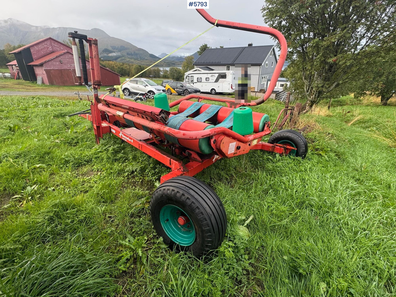 Kverneland un 7335. Partially rep.object - Matériel de fenaison: photos 2 Kverneland un 7335. Partially rep.object - Matériel de fenaison: photos 2