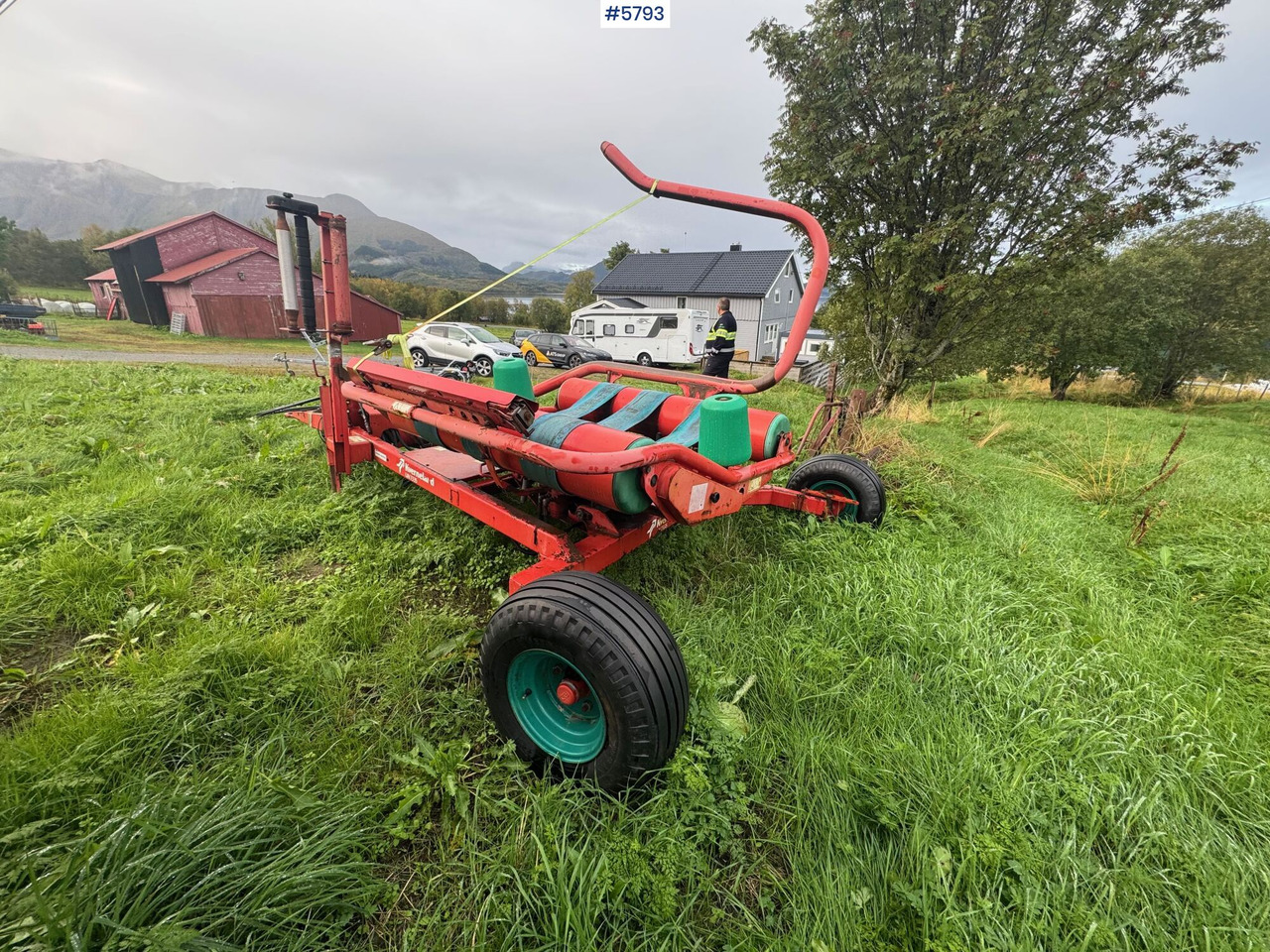 Kverneland un 7335. Partially rep.object - Matériel de fenaison: photos 3 Kverneland un 7335. Partially rep.object - Matériel de fenaison: photos 3