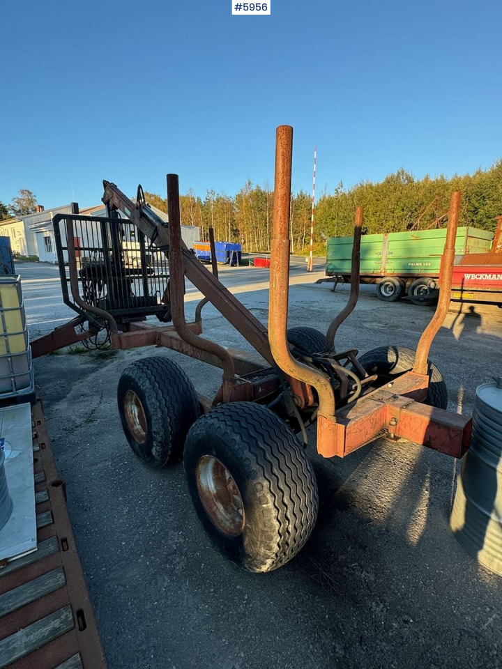 Logging trailer with Kesla crane - Remorque grumier: photos 3 Logging trailer with Kesla crane - Remorque grumier: photos 3