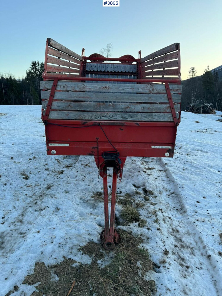 Underhaug 7000 unloader wagon - Matériel de fenaison: photos 2 Underhaug 7000 unloader wagon - Matériel de fenaison: photos 2