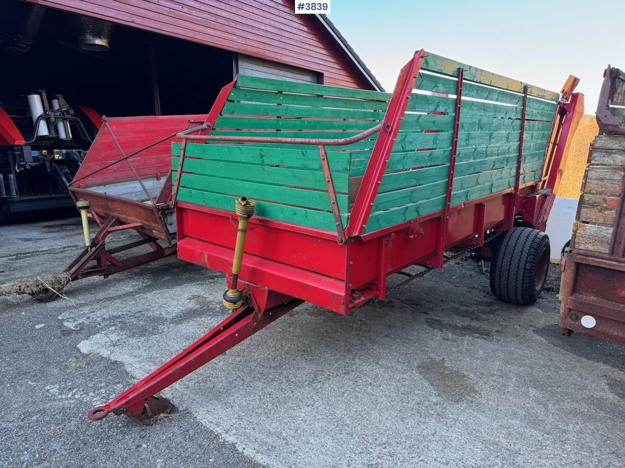 Underhaug Forage wagon long type. - Matériel de fenaison: photos 2 Underhaug Forage wagon long type. - Matériel de fenaison: photos 2