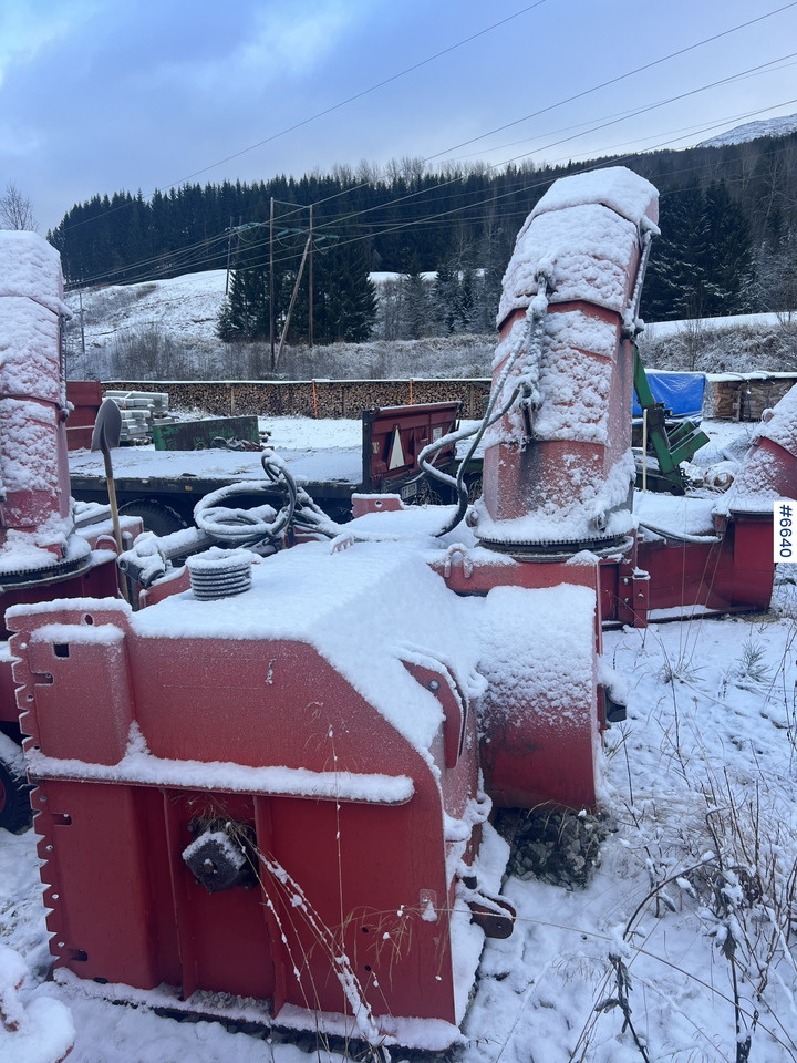 Globus snow blower for tractor - Véhicule de voirie/ Spécial: photos 5 Globus snow blower for tractor - Véhicule de voirie/ Spécial: photos 5